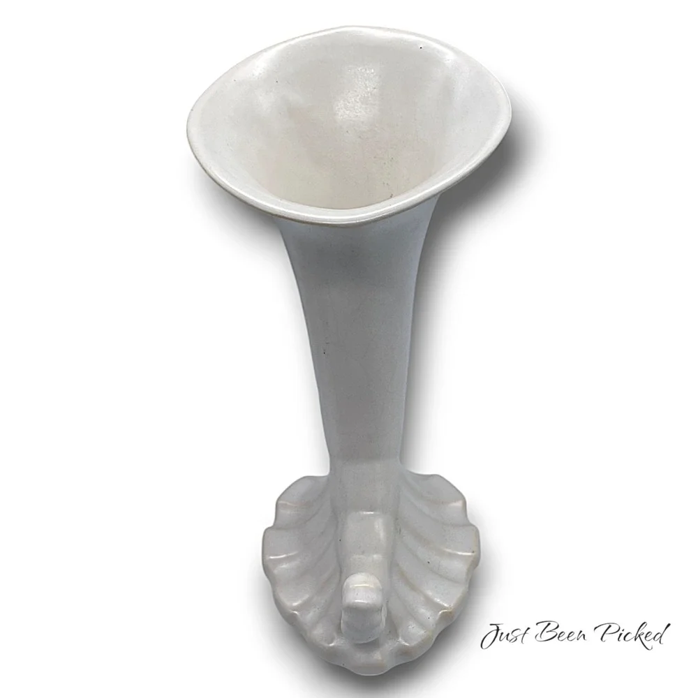 Roseville Cornucopia Vase #1 - Picture 3 of 5